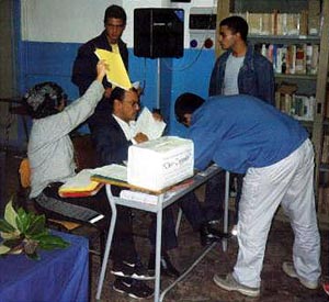 Le operazioni di voto della Giuria Popolare di Studenti 2002