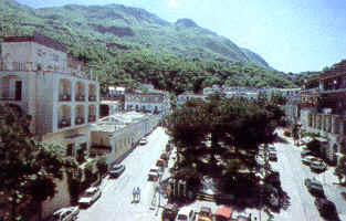 Piazza dei Bagni del Gurgitello oggi